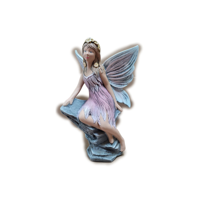 Νεράιδα κήπου σε βράχο